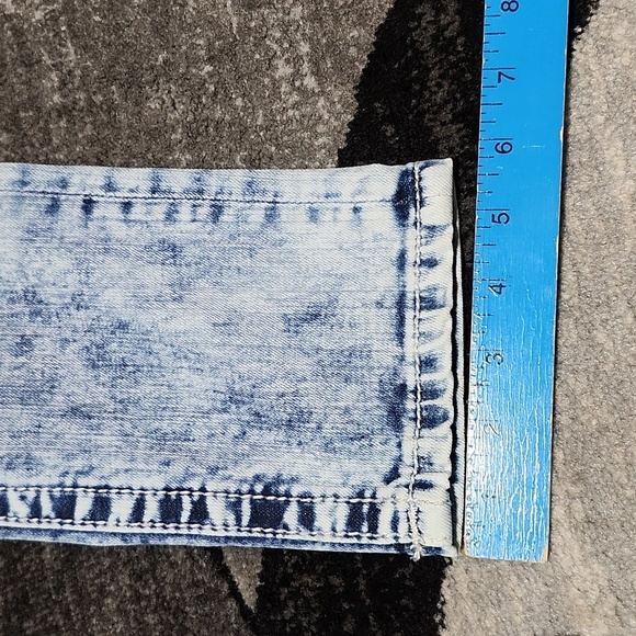 MISS ME EMBROIDERED FAUX-FLAP RHINESTONES ACID-WASH SIGNATURE SKINNY DEN… - Picture 8 of 15